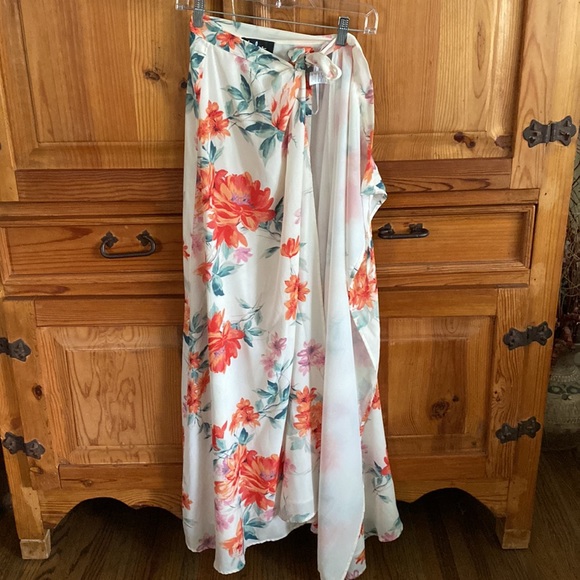 Lulus Two Piece Set - Picture 3 of 7